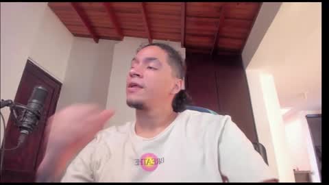 Juan Independent Model online show from February 15, 6:12 pm