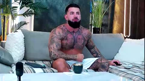 Snapshot of masterkingofmuscle chatting on September 29, 7:35 am masterkingofmuscle online show from September 29, 7:35 am