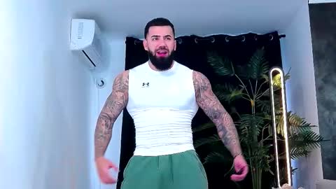 masterkingofmuscle online show from November 6, 8:04 am