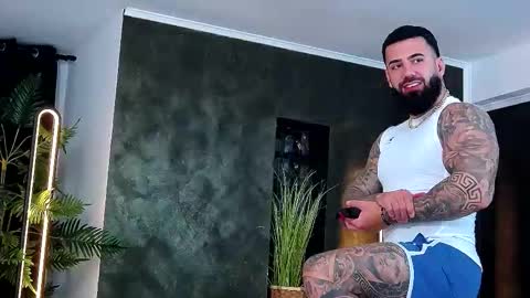 masterkingofmuscle online show from November 26, 9:27 pm