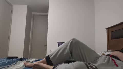 masterr32 online show from December 4, 7:06 am