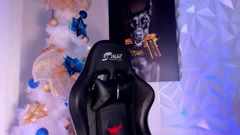 Snapshot of masters_boys chatting on December 14, 1:27 pm KONAN online show from December 14, 1:27 pm