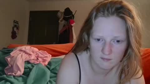 alex online show from September 24, 8:06 am