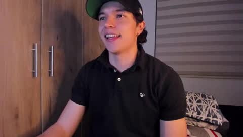 Snapshot of mastrangelo_x chatting on October 23, 3:06 am mastrangelo_x online show from October 23, 3:06 am