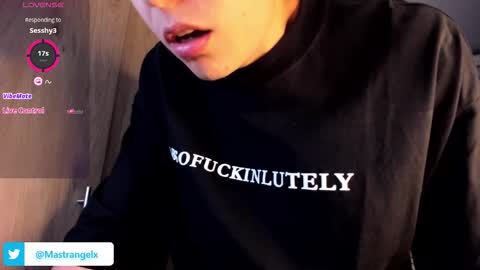 Snapshot of mastrangelo_x chatting on November 9, 1:15 am mastrangelo_x online show from November 9, 1:15 am