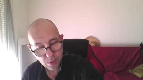 mat11efou online show from March 31, 10:48 am