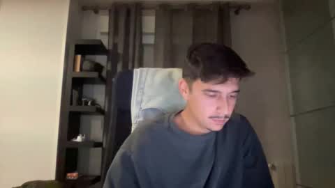 Snapshot of matahavi chatting on November 6, 5:25 pm Aaron online show from November 6, 5:25 pm