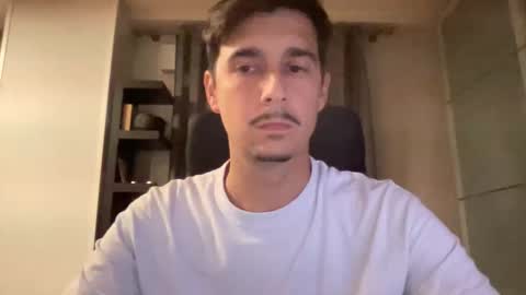 Snapshot of matahavi chatting on November 19, 9:48 pm Aaron online show from November 19, 9:48 pm