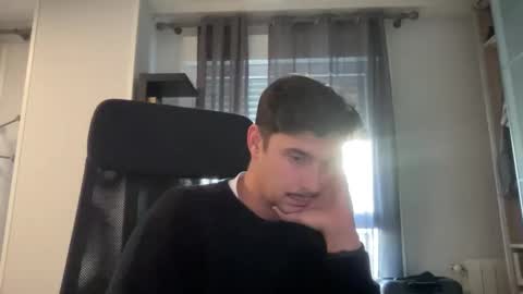 Snapshot of matahavi chatting on November 21, 3:54 pm Aaron online show from November 21, 3:54 pm