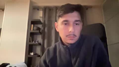 Snapshot of matahavi chatting on December 5, 7:21 pm Aaron online show from December 5, 7:21 pm