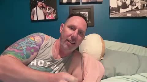 Jer and Kel online show from July 16, 3:51 pm