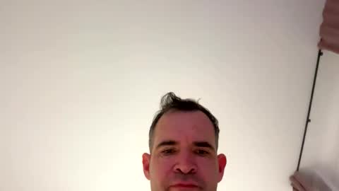 matej_cauci online show from February 25, 7:01 pm