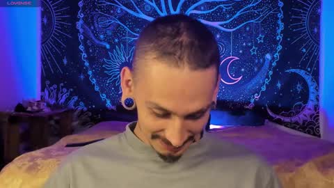 Snapshot of mateo60_ chatting on February 1, 1:02 am Mateo online show from February 1, 1:02 am