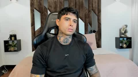 mateo_dilucajs1 online show from September 29, 8:57 pm