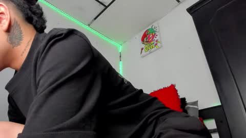 mateo_escobar online show from December 23, 3:15 am