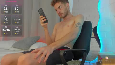 Snapshot of mateo_hunter chatting on February 1, 11:53 am MATEO HUNTER online show from February 1, 11:53 am