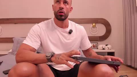 Snapshot of mateo_ospinaa chatting on July 11, 7:05 pm Mateo online show from July 11, 7:05 pm