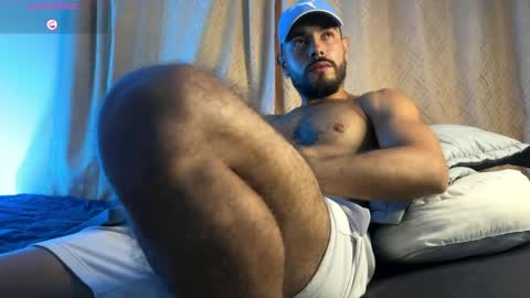 Mateo Baer online show from April 18, 4:27 am