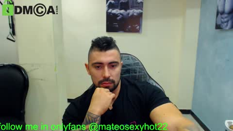 Snapshot of mateosexyhot22 chatting on December 27, 12:39 am Mateo online show from December 27, 12:39 am