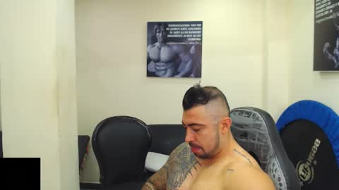 Snapshot of mateosexyhot22 chatting on September 14, 1:54 pm Mateo online show from September 14, 1:54 pm