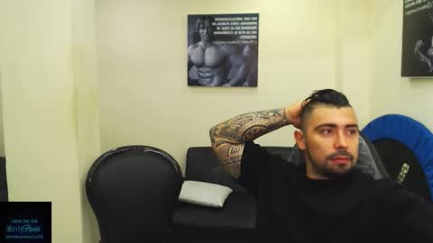 Snapshot of mateosexyhot22 chatting on September 16, 5:25 pm Mateo online show from September 16, 5:25 pm