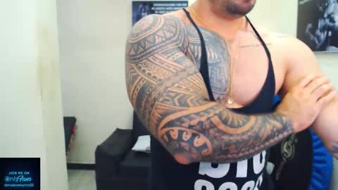 Snapshot of mateosexyhot22 chatting on November 1, 5:04 pm Mateo online show from November 1, 5:04 pm