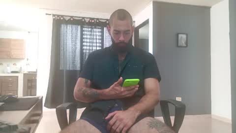 Snapshot of matheusbeard2 chatting on August 4, 3:14 pm Matheus online show from August 4, 3:14 pm