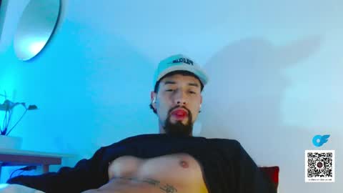 Snapshot of mathew444 chatting on October 28, 7:12 am STRURIBE ON INSTAGRAM online show from October 28, 7:12 am