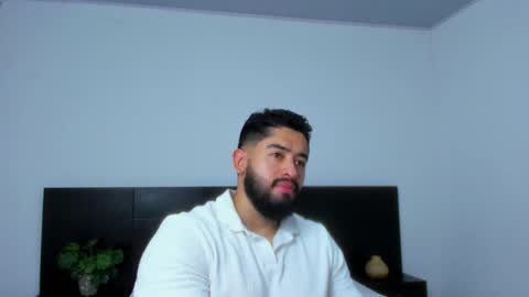 Snapshot of mathew_flintt chatting on October 5, 9:02 pm Mathew Flintt online show from October 5, 9:02 pm