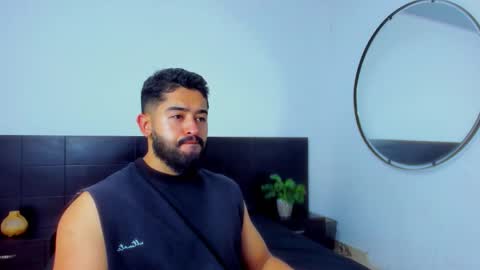 Snapshot of mathew_flintt chatting on October 17, 10:12 pm Mathew Flintt online show from October 17, 10:12 pm