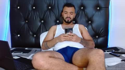 mathewhot3 online show from January 12, 3:12 am