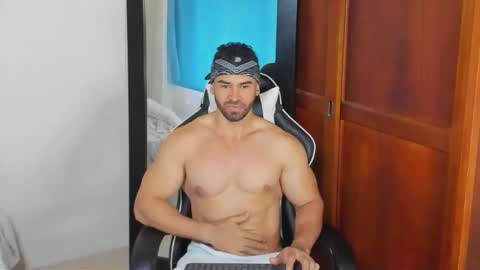 mathews_smith online show from September 12, 11:43 am