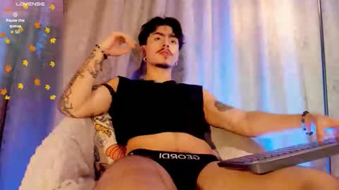 Snapshot of mathewth chatting on December 13, 11:54 pm Mathew online show from December 13, 11:54 pm