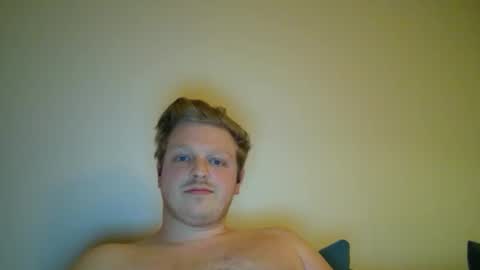 Snapshot of mathii1 chatting on November 7, 8:20 pm mathii1 online show from November 7, 8:20 pm