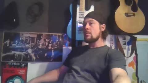 Snapshot of mathydonaski chatting on February 15, 4:25 am mathydonaski online show from February 15, 4:25 am