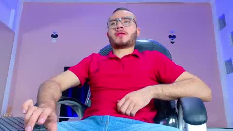 Snapshot of matia_zelvya chatting on July 6, 11:40 am matia zelvya online show from July 6, 11:40 am
