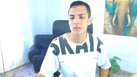 Snapshot of matiius18 chatting on May 19, 12:33 pm Matias online show from May 19, 12:33 pm