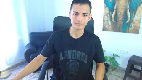 Snapshot of matiius18 chatting on May 29, 2:15 pm Matias online show from May 29, 2:15 pm