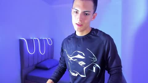 Snapshot of matiius18 chatting on June 16, 3:47 pm Matias online show from June 16, 3:47 pm
