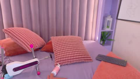 Snapshot of matildataylor__ chatting on June 23, 7:56 pm Matilda online show from June 23, 7:56 pm