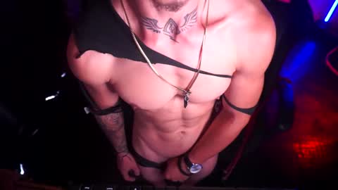 Snapshot of matiusdf chatting on February 6, 5:30 pm matius online show from February 6, 5:30 pm