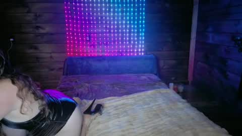 matrixvibes online show from June 18, 1:50 am