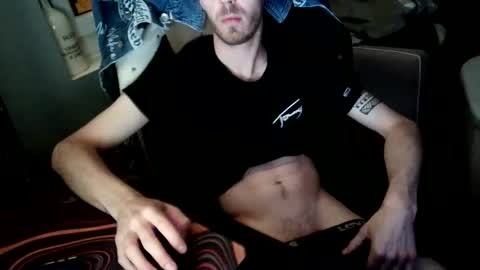 matt1q237916 online show from June 6, 2:27 am