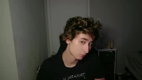 Snapshot of matt578281 chatting on April 12, 11:21 pm matt578281 online show from April 12, 11:21 pm