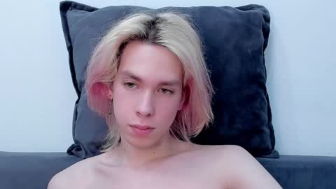 Matt online show from December 9, 1:29 am