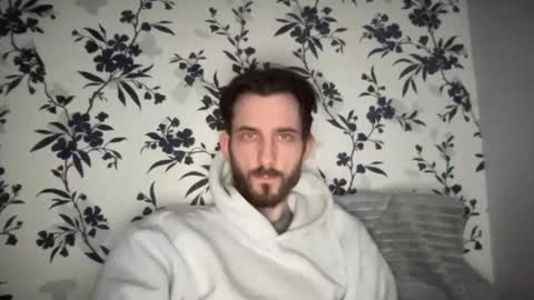 Snapshot of mattcarta chatting on February 5, 10:41 am mattcarta online show from February 5, 10:41 am