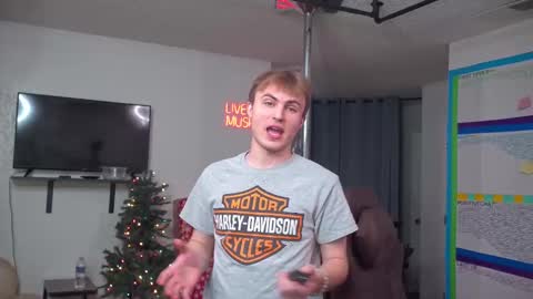 Matt Cash online show from December 25, 2:03 am