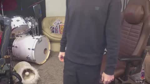 Matt Cash online show from December 2, 2:06 am