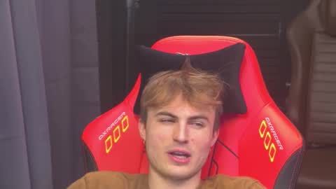 Matt Cash online show from February 3, 2:21 am