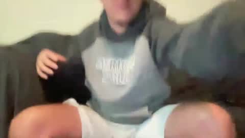 Snapshot of mattdawg13 chatting on September 18, 12:12 am MattDawg13 online show from September 18, 12:12 am